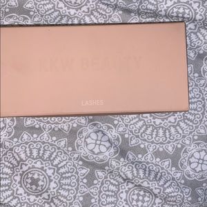 KKW lashes